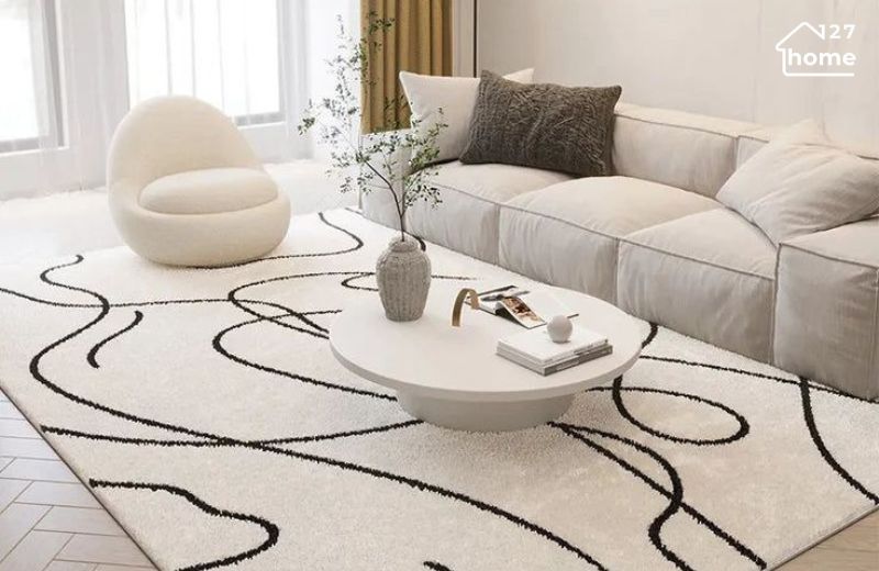 Thảm trải sàn kết hợp với bàn trà, ghế tựa