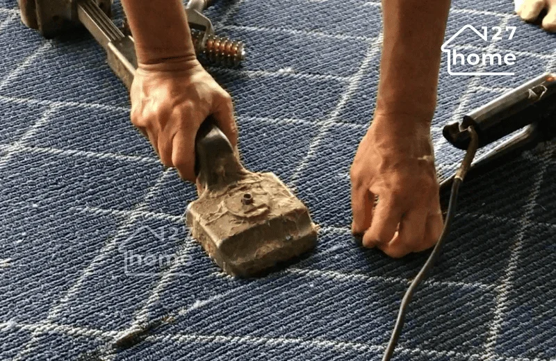 Dụng cụ kích thảm chuyên dụng