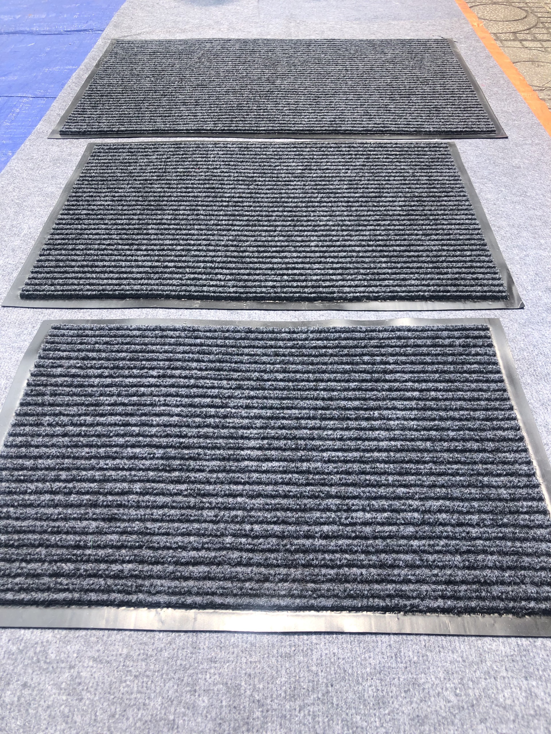 Thảm Chùi Chân Corido với bề mặt thấm nước siêu nhanh