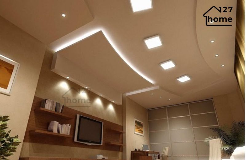 Dùng đèn mắt trâu vuông nhỏ hoặc spotlight phối hợp đèn lớn để làm nổi bật khu vực chức năng