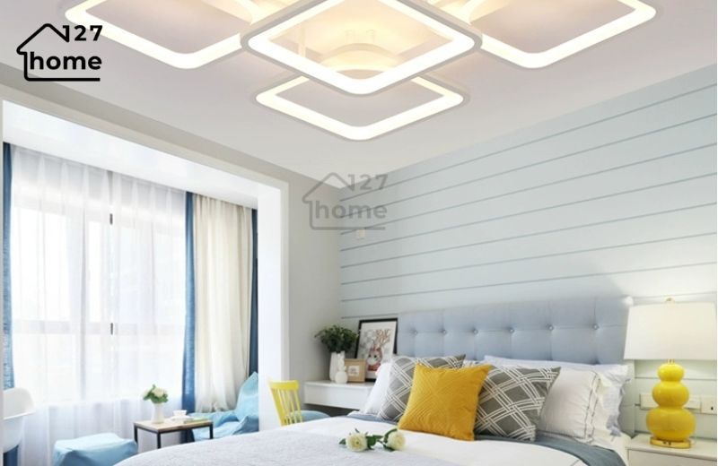 Nên tận dụng ánh sáng từ cửa sổ để tiết kiệm năng lượng và giữ cho phòng ngủ thông thoáng