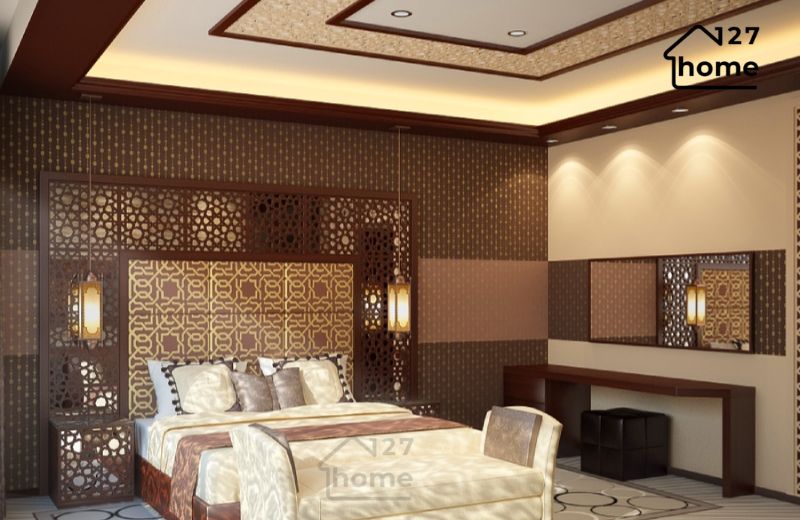 Đèn treo tường hai bên giường mang lại cảm giác đối xứng và tinh tế