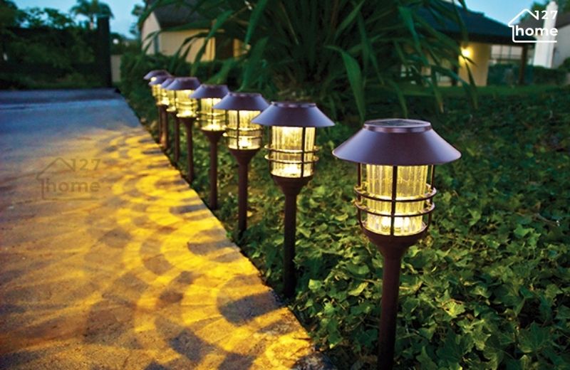 Ánh sáng vàng ấm thường tạo cảm giác thân mật, ấm cúng, thích hợp cho khu vực nhà hàng, phòng nghỉ