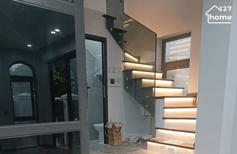 Đèn led cầu thang cảm biến