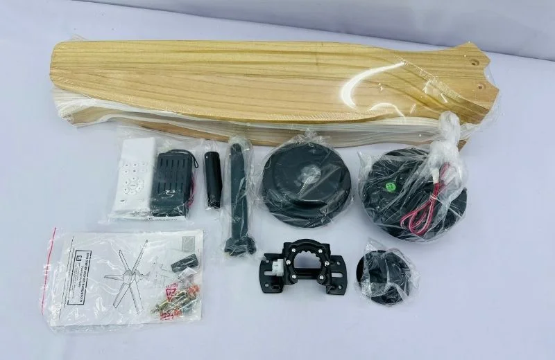 Các chi tiết quạt trần QT51