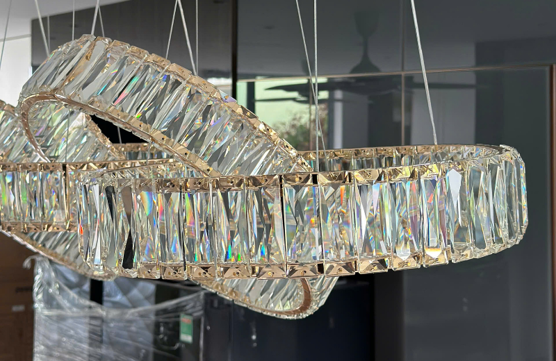 Kiểu dáng chất liệu đèn thả hiện đại THD7059