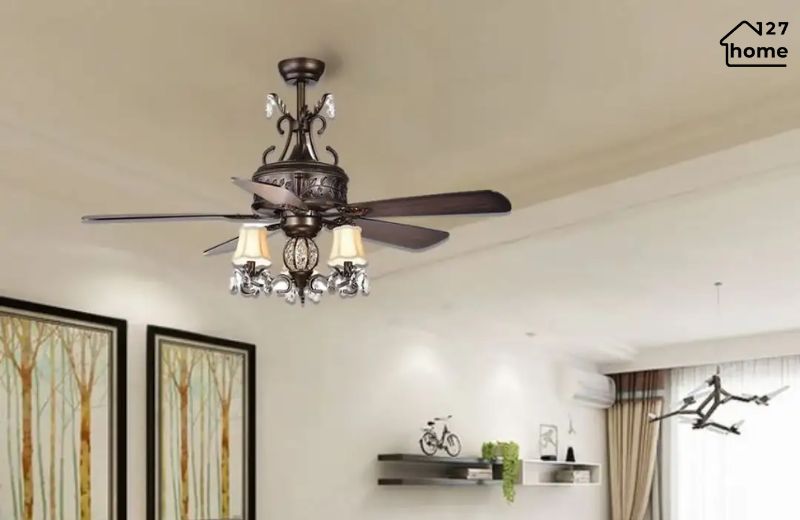 Tái hiện vẻ đẹp hoài cổ trong không gian sống với quạt trần cổ điển.