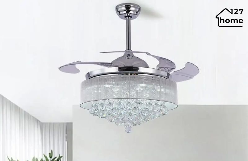 Mẫu quạt trần đèn chùm hiện đại, thiết kế tinh tế, phù hợp không gian cao cấp