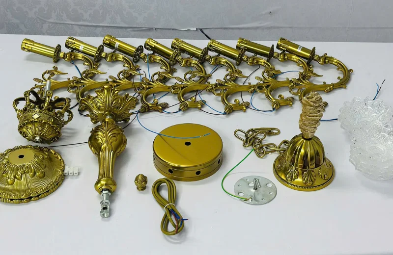 Chi tiết Đèn Chùm DC9116T8