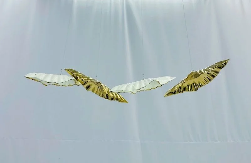 Đèn thả hiện đại THD157 với thiết kế lá sứ độc đáo