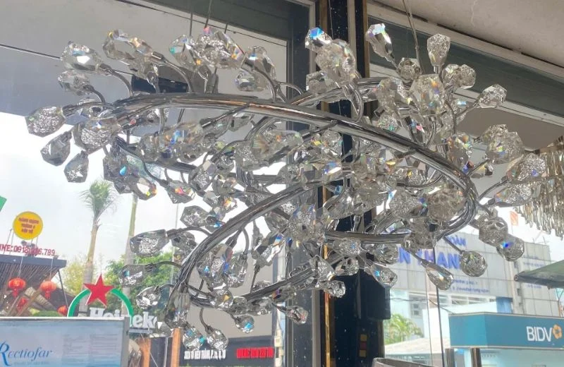 Đèn thả pha lê TPL1672 với thiết kế vòng xoắn