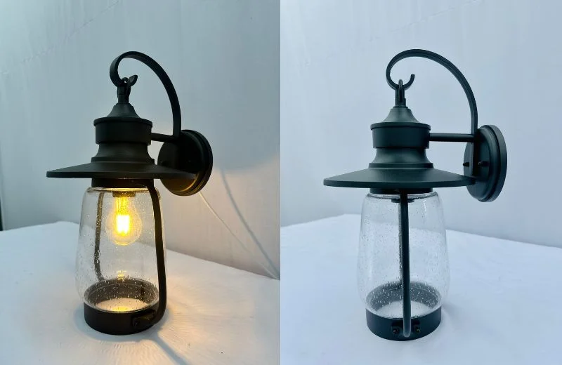 Ảnh cận Đèn Tường VNT109 lúc bật và tắt đèn