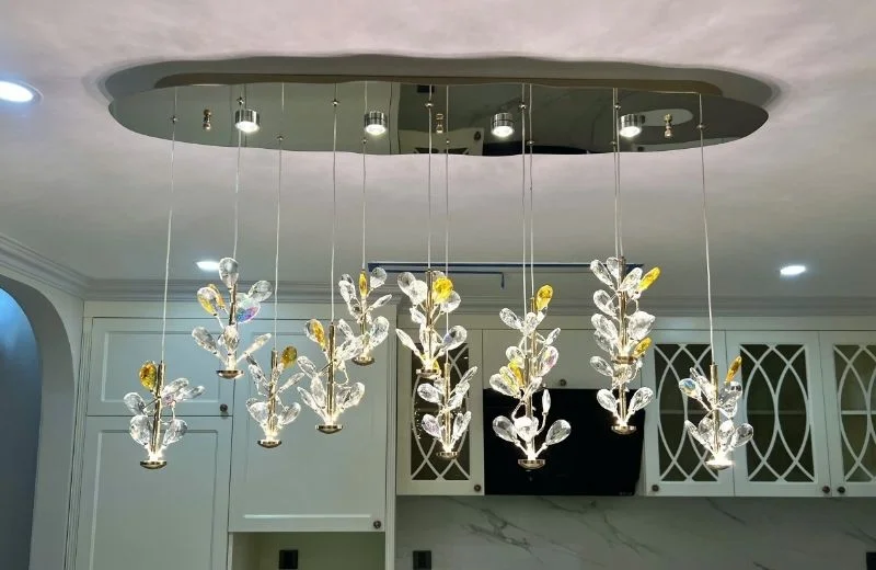 Thiết kế của đèn thả pha lê TPL039N12