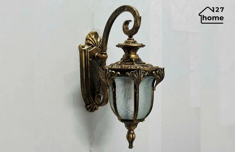 Mẫu đèn tường trang trí phong cách cổ điển tại 127 HOME