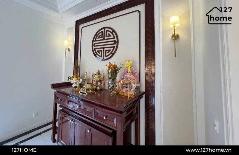 Mẫu đèn tường trang trí phòng thờ tại 127 HOME