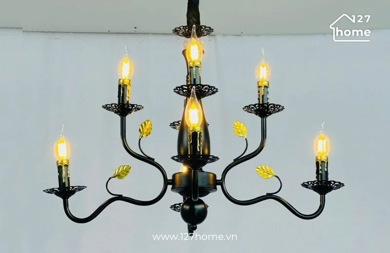 Đèn chùm Châu Âu thiết kế tân cổ điển
