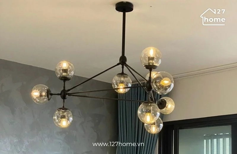 Đèn chùm phân tử với các cụm chao dạng cầu