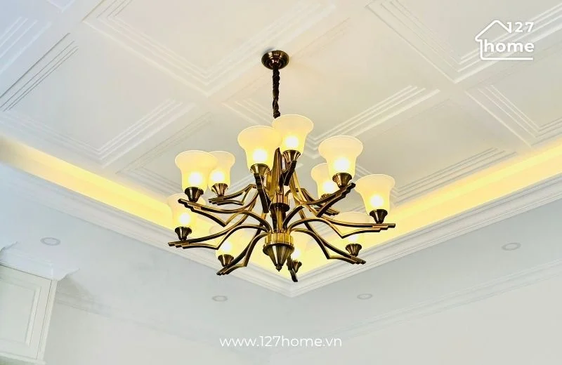 Mẫu đèn chùm DC9209T12 thiết kế tân cổ điển với 12 tay đèn