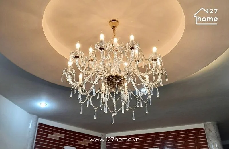 Mẫu đèn chùm pha lê DC9178T15 mang phong cách cổ điển Châu Âu