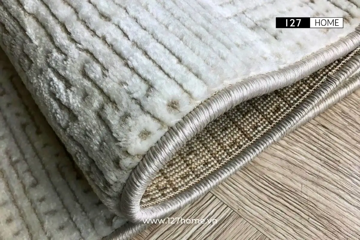 Chất liệu và độ bền của thảm trải sàn Kaze