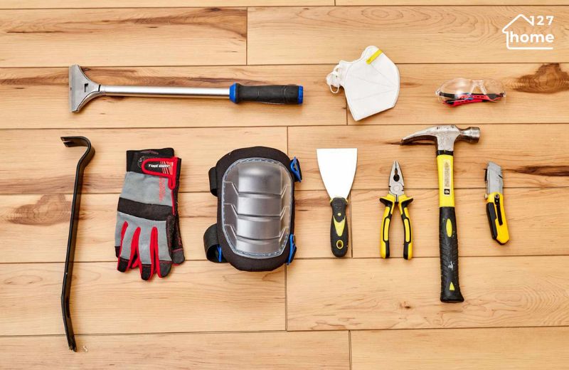Dụng cụ cần thiết để gỡ thảm trải sàn