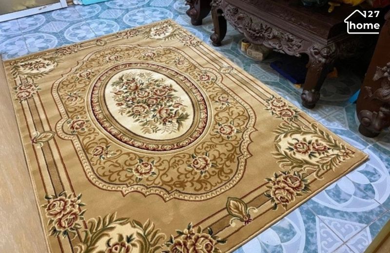 Mệnh thổ hợp với thảm màu vàng, nâu đất