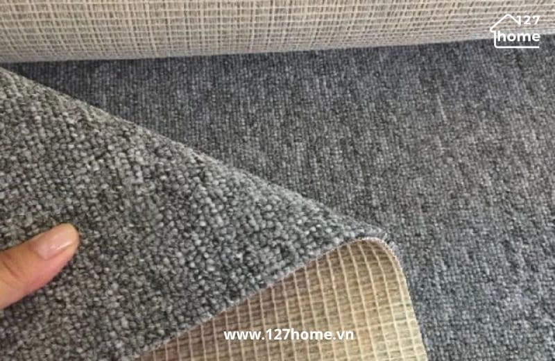 Thảm nỉ được dùng phổ biến bởi giá thành rẻ 