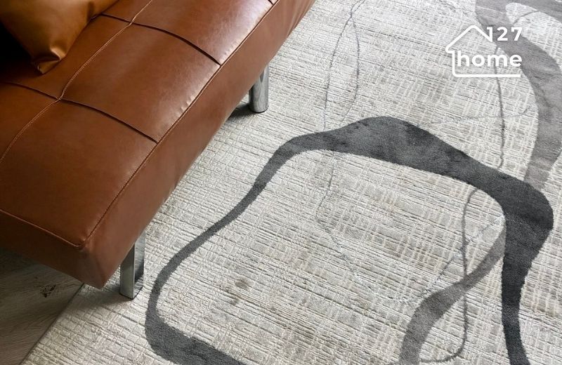 thảm được làm chủ yếu từ sợi vải tổng hợp