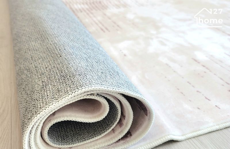 Thảm trải sàn là tấm thảm dùng để lót sàn