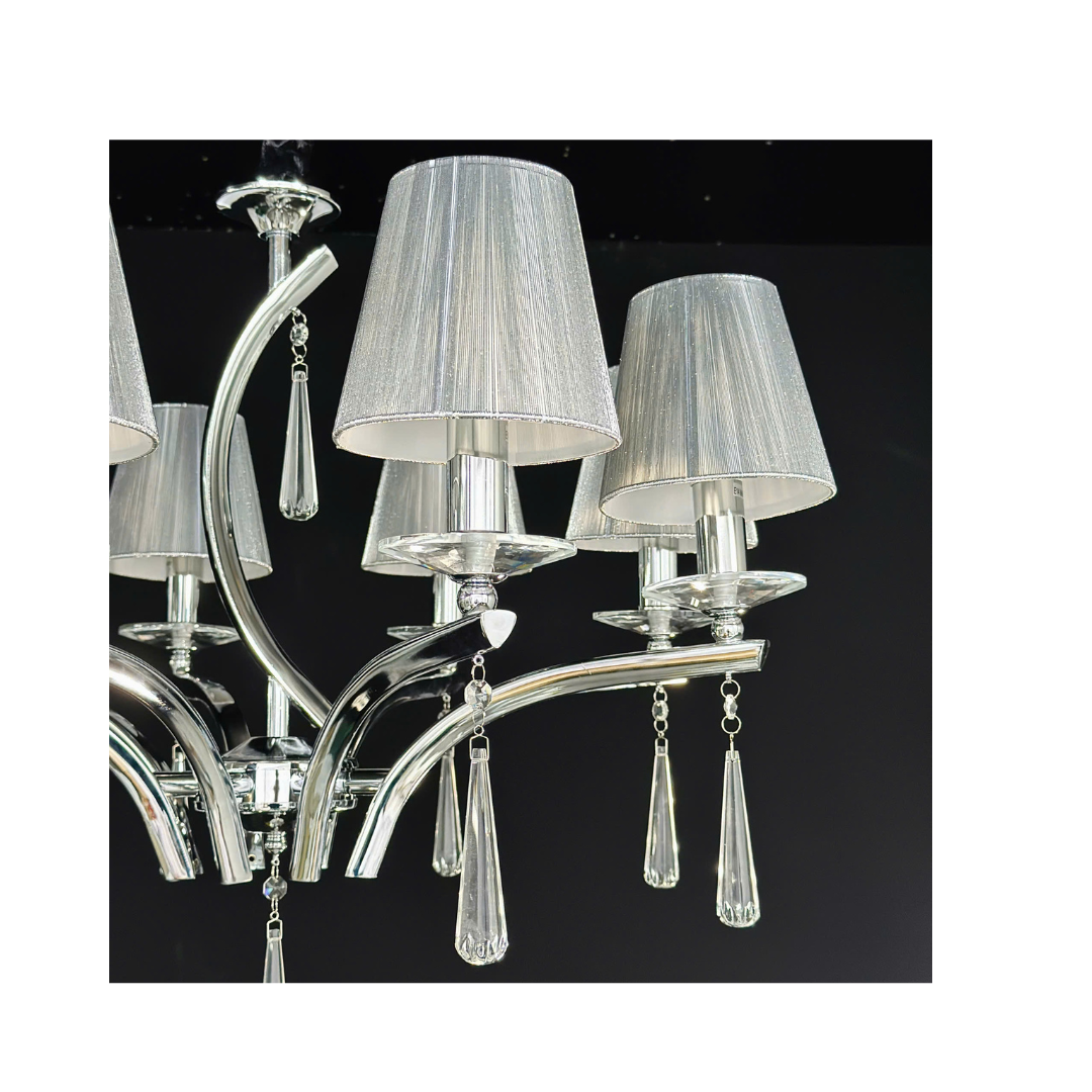 den-chum-dc308t5–thiet-ke-hien-dai Đèn chùm trang trí DC308T5 hiện đại với thân kim loại mạ chrome và chao đèn vải cao cấp, điểm pha lê sang trọng.