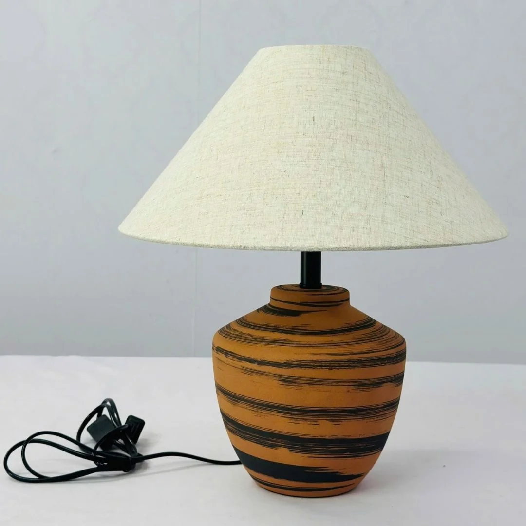 den-ban-db95-1 Đèn bàn DB95 1