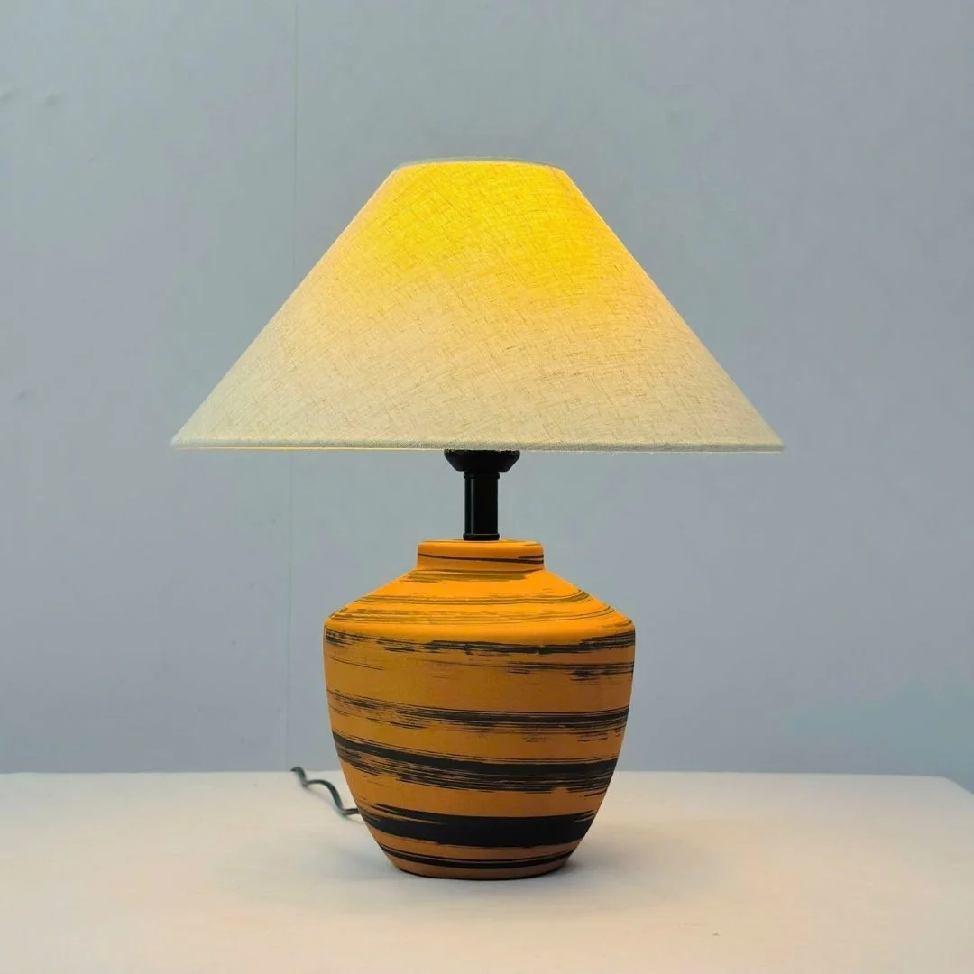 den-ban-db95-2 Đèn bàn DB95 2