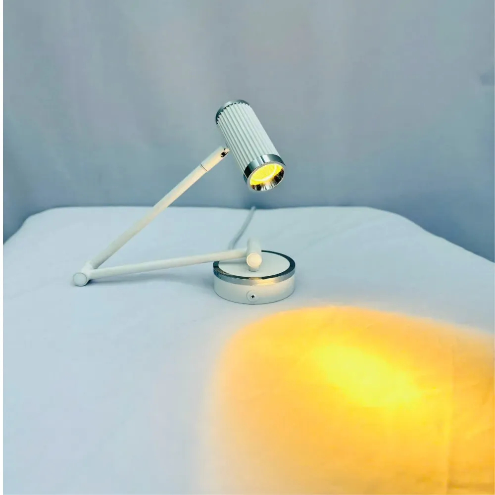 den-roi-tranh-vrt9118 (3) Đèn Rọi Tranh VRT9118 – Đèn Led Rọi Tranh Cao Cấp Tạo Điểm Nhấn Ánh Sáng Nghệ Thuật Cho Không Gian